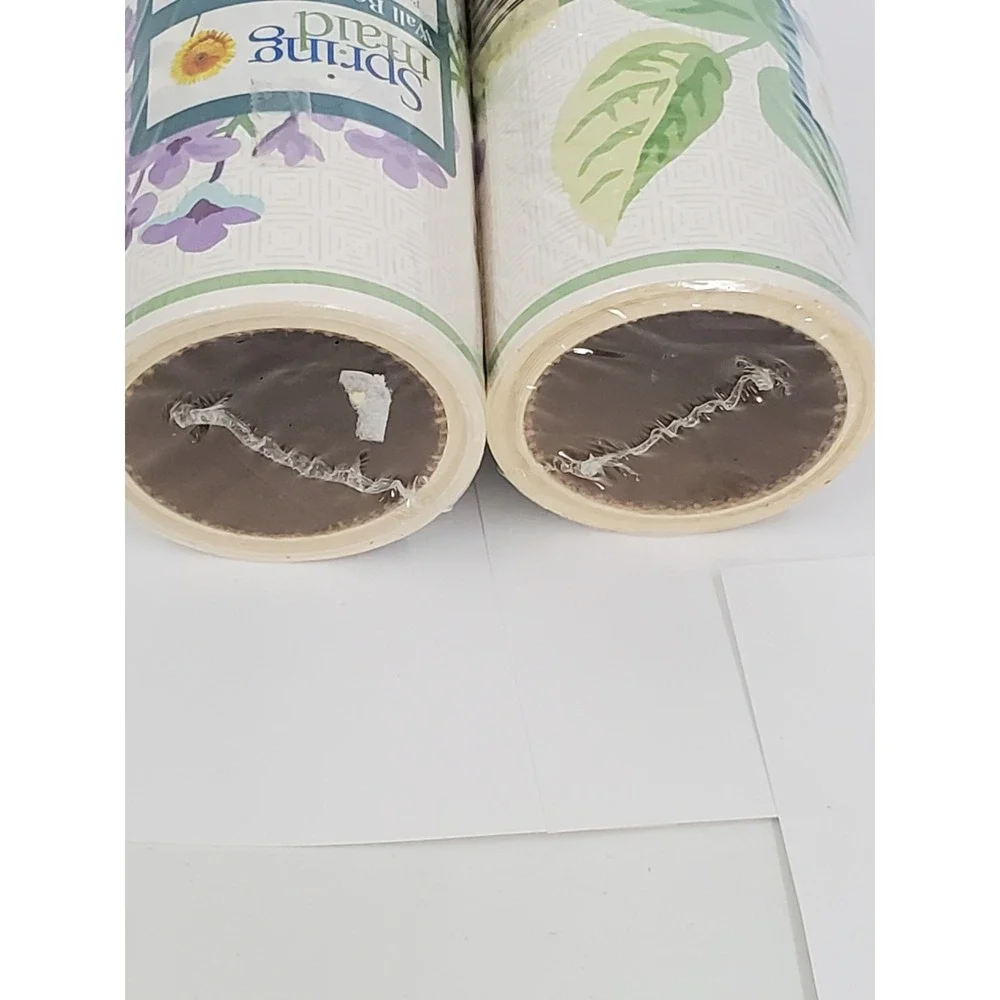 Springmaid Lilacs Wall Border 2 Rolls Pre-pasted Floral Purple 15ft‎ x 6.785in